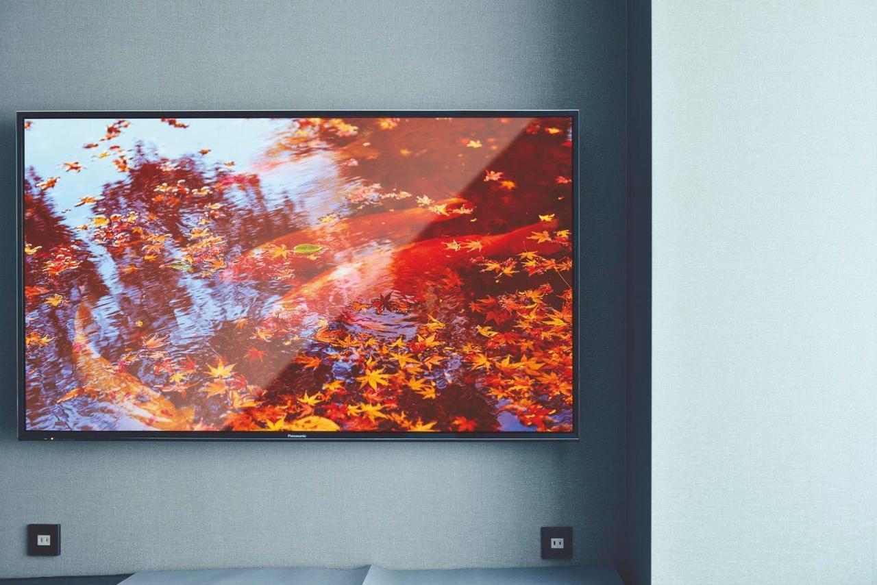 Hotel New Otani Tokyo The Main Exteriör bild A 4K television